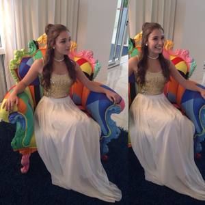 Meet your Posher, Monica